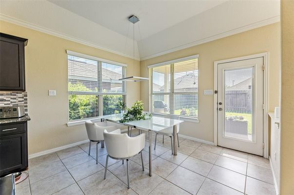 Dining room, Interior, Pendant Lights