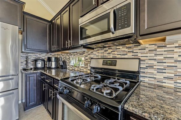 Interior, Kitchen, Stainless Steel Appliances