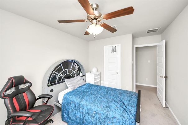 Bedroom, Fitness Equipment, Interior