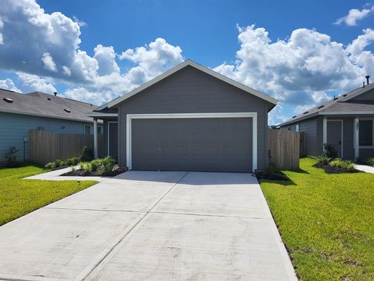 Detached Garage, Exterior