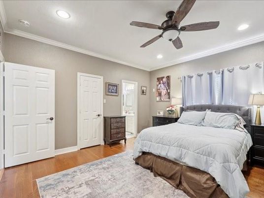 Bedroom, Interior, Recessed Lighting, Wood Texture Flooring