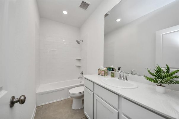 Bathroom, Interior, Recessed Lighting