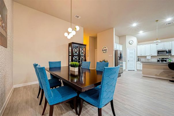 Dining room, Interior, Kitchen, Pendant Lights, Recessed Lighting, Wood Texture Flooring