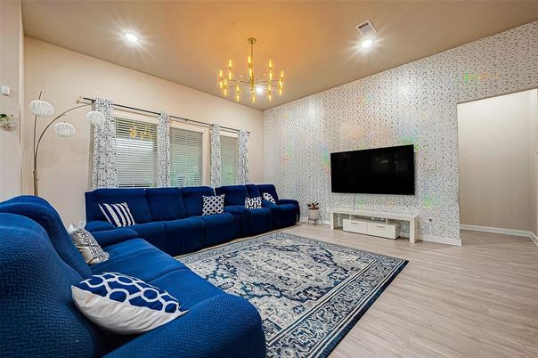 Interior, Living room, Pendant Lights, Recessed Lighting, Wood Texture Flooring