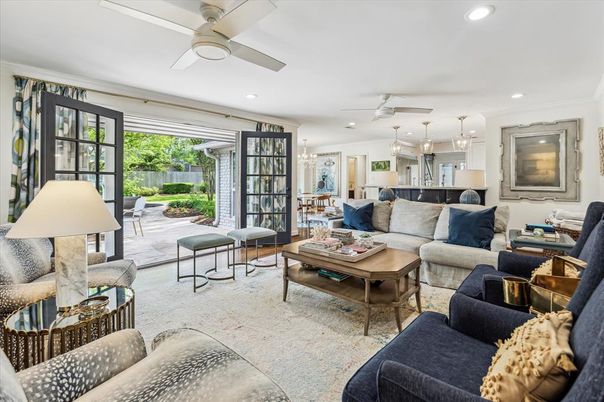 Interior, Kitchen, Living room, Pendant Lights, Recessed Lighting