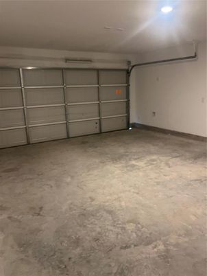 Garage, Interior, Recessed Lighting