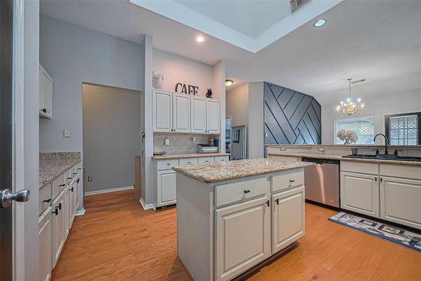 Chandelier, Interior, Kitchen, Recessed Lighting, Wood Texture Flooring