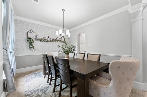 Chandelier, Dining room, Interior, Pendant Lights