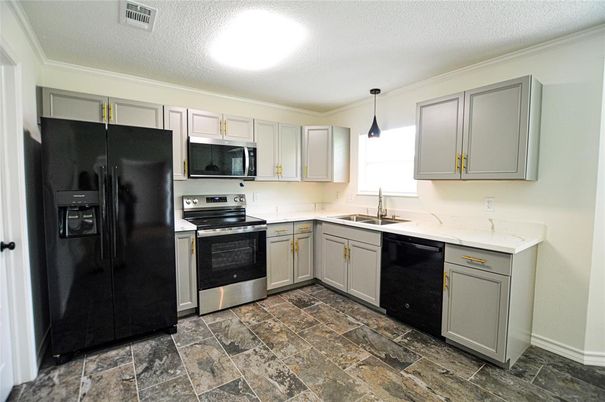 Interior, Kitchen, Pendant Lights, Stainless Steel Appliances