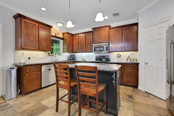 Interior, Kitchen, Pendant Lights, Recessed Lighting, Stainless Steel Appliances