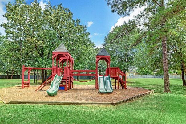 Backyard, Exterior, Playground
