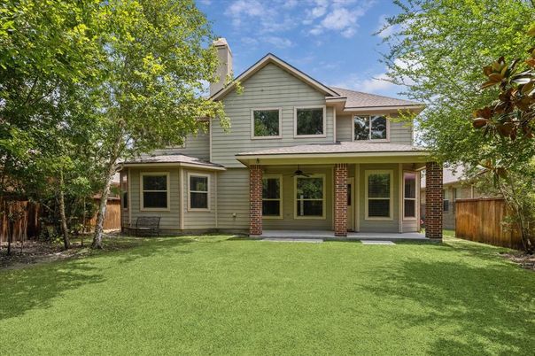Exterior, Facade, Brick Facade, Farmhouse