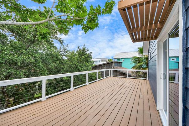 Exterior, Wood Texture Flooring