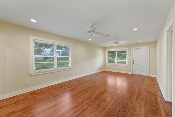Empty room, Interior, Recessed Lighting, Wood Texture Flooring