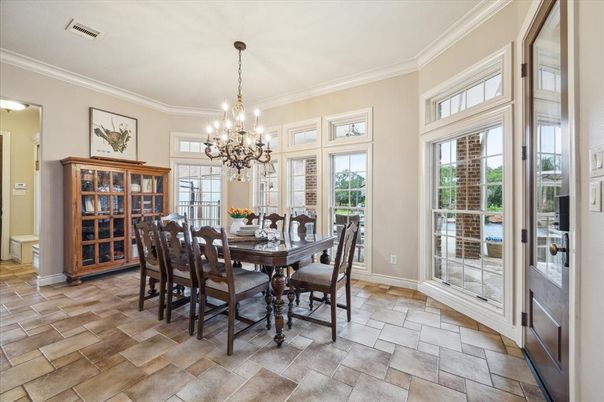Chandelier, Dining room, Interior