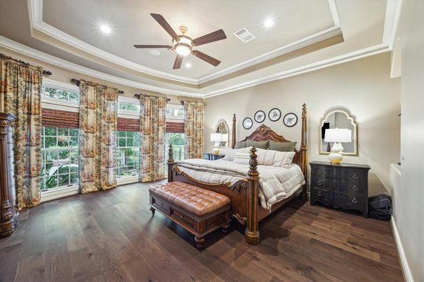 Bedroom, Interior, Recessed Lighting, Wood Texture Flooring