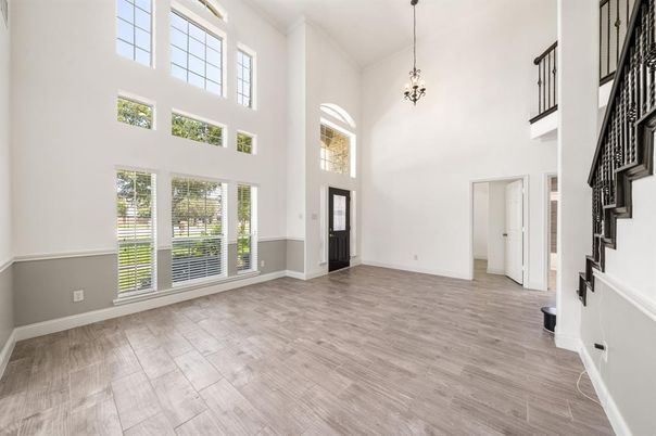 Chandelier, Interior, Wood Texture Flooring