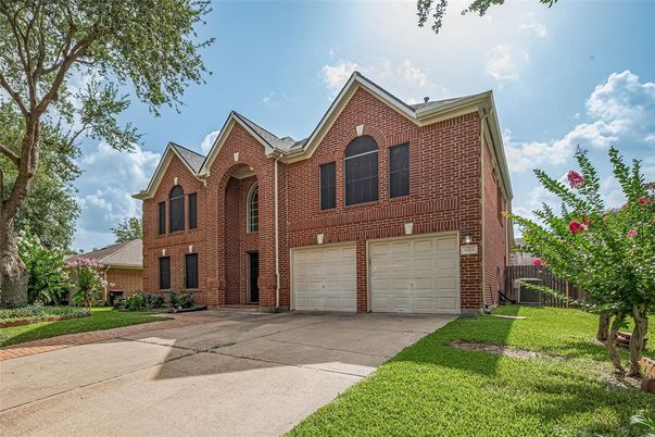 Attached, Exterior, Facade, Brick Facade, Brick Traditional