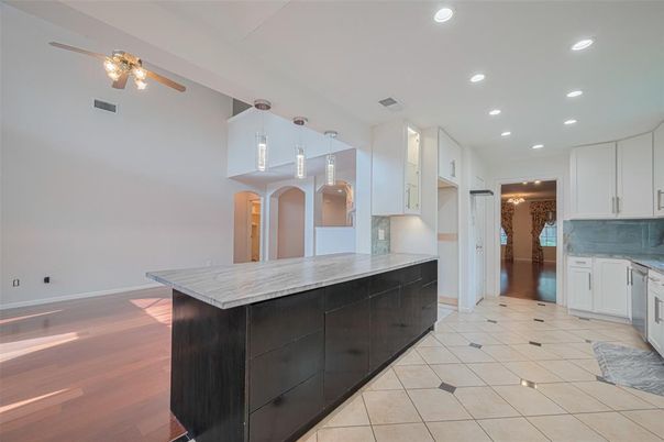 Interior, Kitchen, Pendant Lights, Recessed Lighting, Wood Texture Flooring