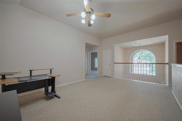 Home Office, Interior