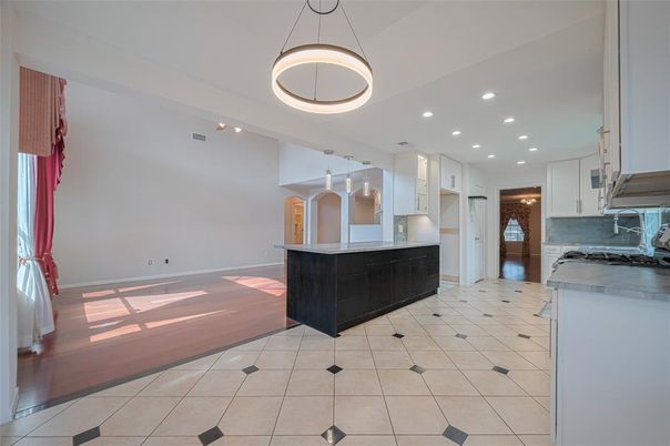 Interior, Kitchen, Pendant Lights, Recessed Lighting