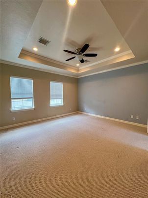 Empty room, Interior, Recessed Lighting
