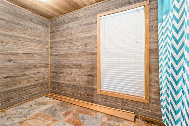 Empty room, Interior, Wooden Ceilings, Wooden Walls
