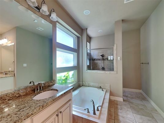 Bathroom, Dual Sink Vanities, Interior, Recessed Lighting