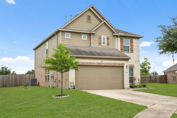 Attached, Exterior, Facade, Brick Facade, Brick Traditional