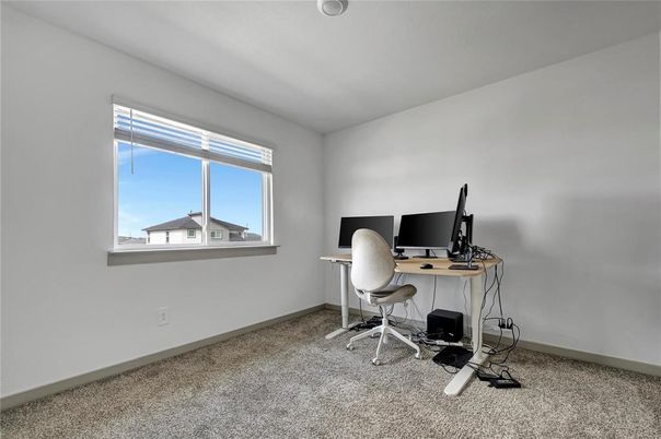 Home Office, Interior