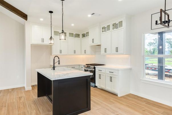 Interior, Kitchen, Pendant Lights, Recessed Lighting, Wood Texture Flooring