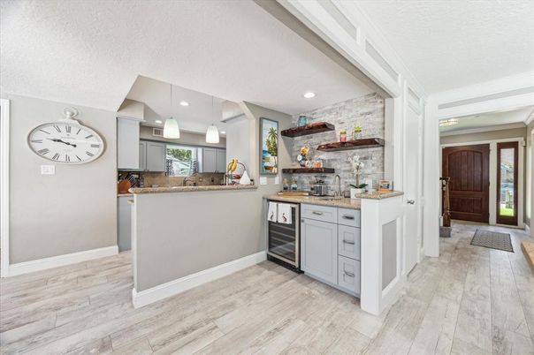 Interior, Kitchen, Pendant Lights, Recessed Lighting, Wood Texture Flooring