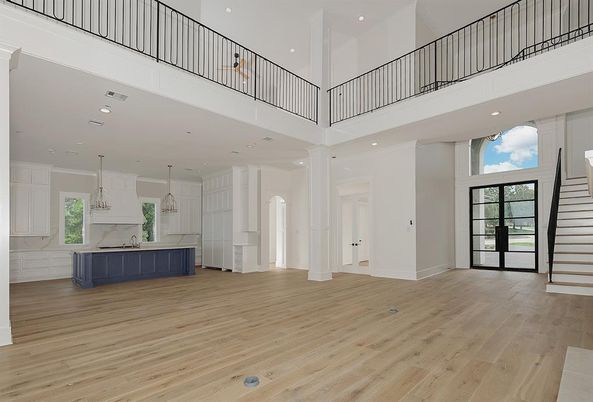 Interior, Pendant Lights, Recessed Lighting, Wood Texture Flooring