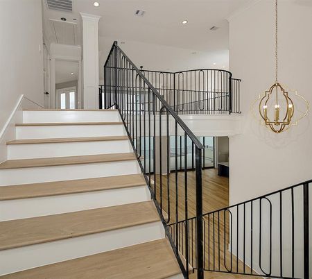 Interior, Pendant Lights, Recessed Lighting, Wood Texture Flooring