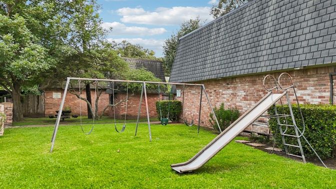 Backyard, Exterior, Playground