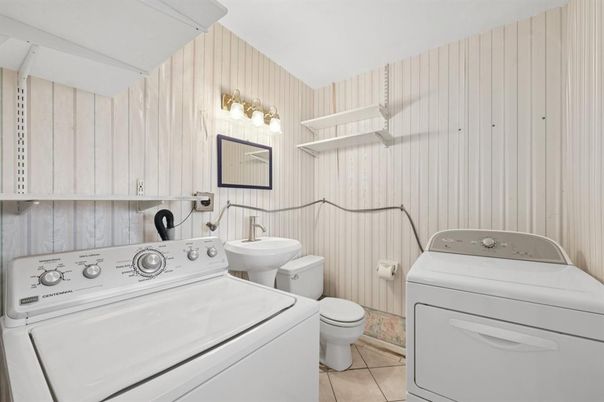 Bathroom, Interior, Utility Closets, Washer
