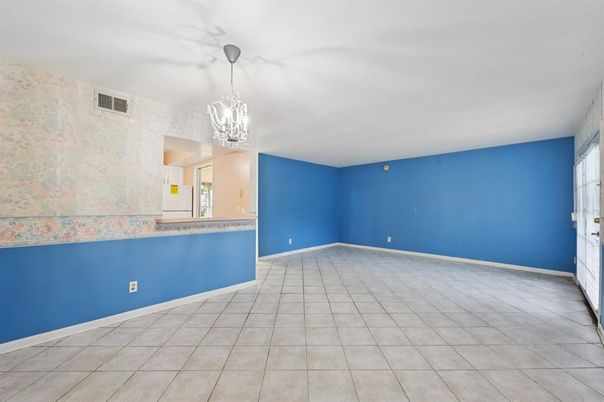 Chandelier, Empty room, Interior