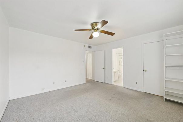 Bathroom, Empty room, Interior