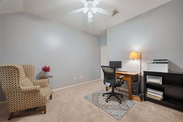 Home Office, Interior