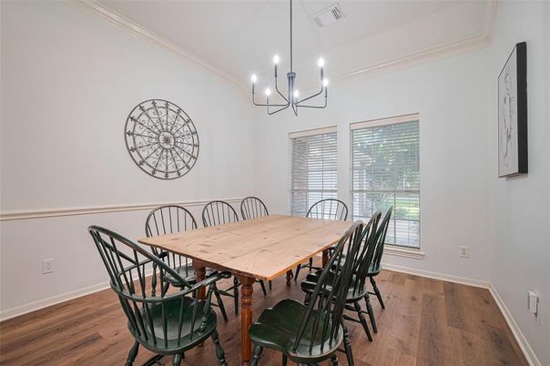 Chandelier, Dining room, Interior, Wood Texture Flooring