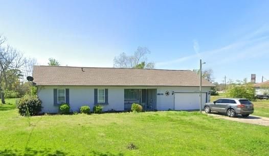 Attached, Backyard, Exterior, Facade, Cape Cod