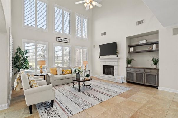 Fireplace, Interior, Living room