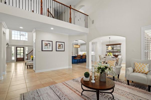 Dining room, Interior, Pendant Lights, Recessed Lighting