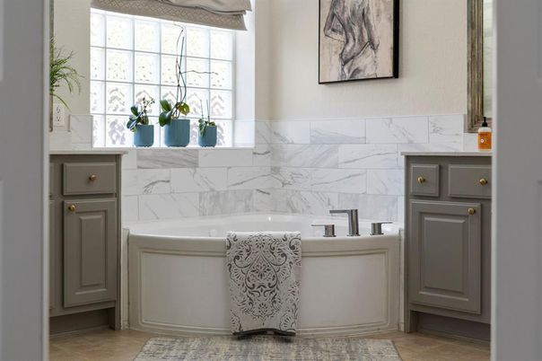 Bathroom, Interior, Marble Walls