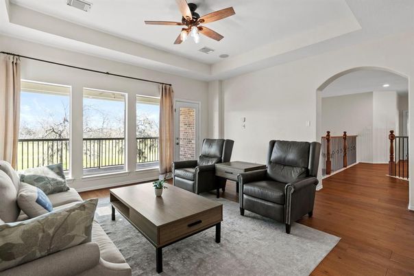 Interior, Living room, Recessed Lighting, Wood Texture Flooring