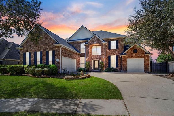 Attached, Exterior, Facade, Brick Facade, Brick Traditional