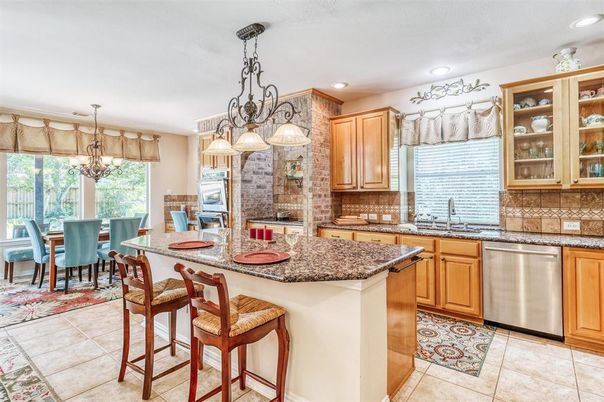 Dining room, Interior, Kitchen, Pendant Lights, Recessed Lighting, Stainless Steel Appliances, Stone Walls