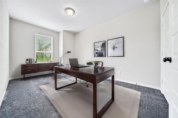 Home Office, Interior