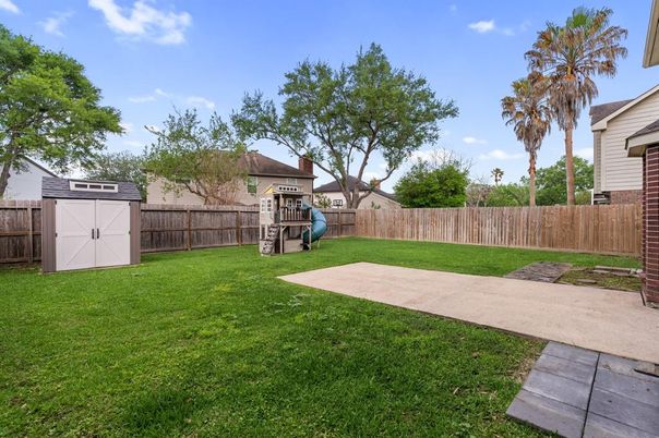Backyard, Exterior, Playground