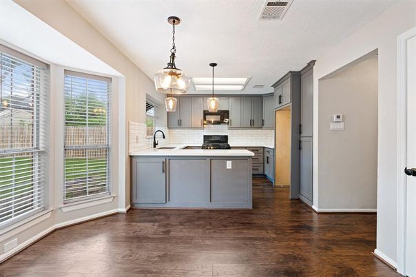 Interior, Kitchen, Pendant Lights, Wood Texture Flooring